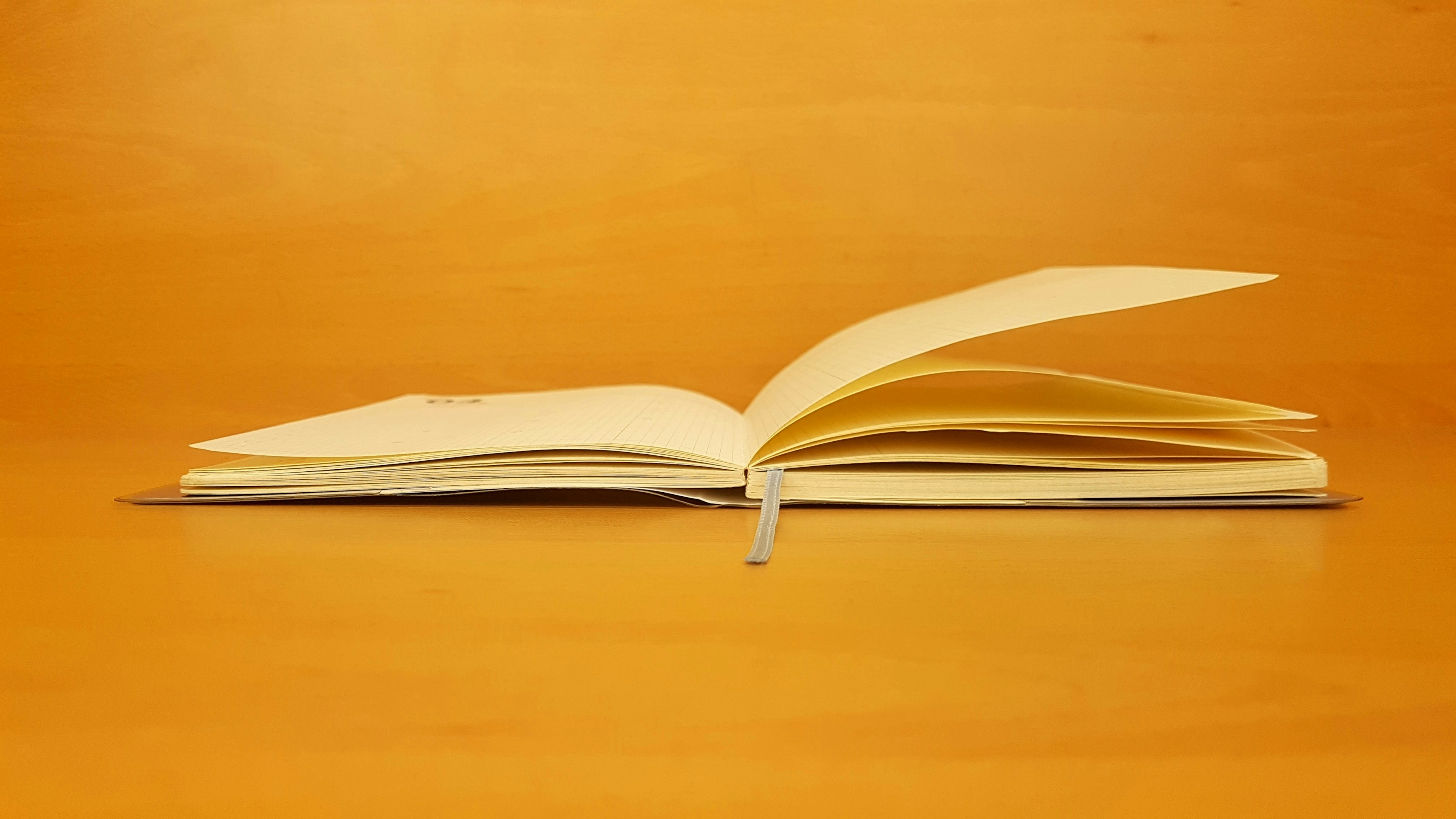 3冊の本で、論理的に問題を解決する方法を段階的に学ぼう